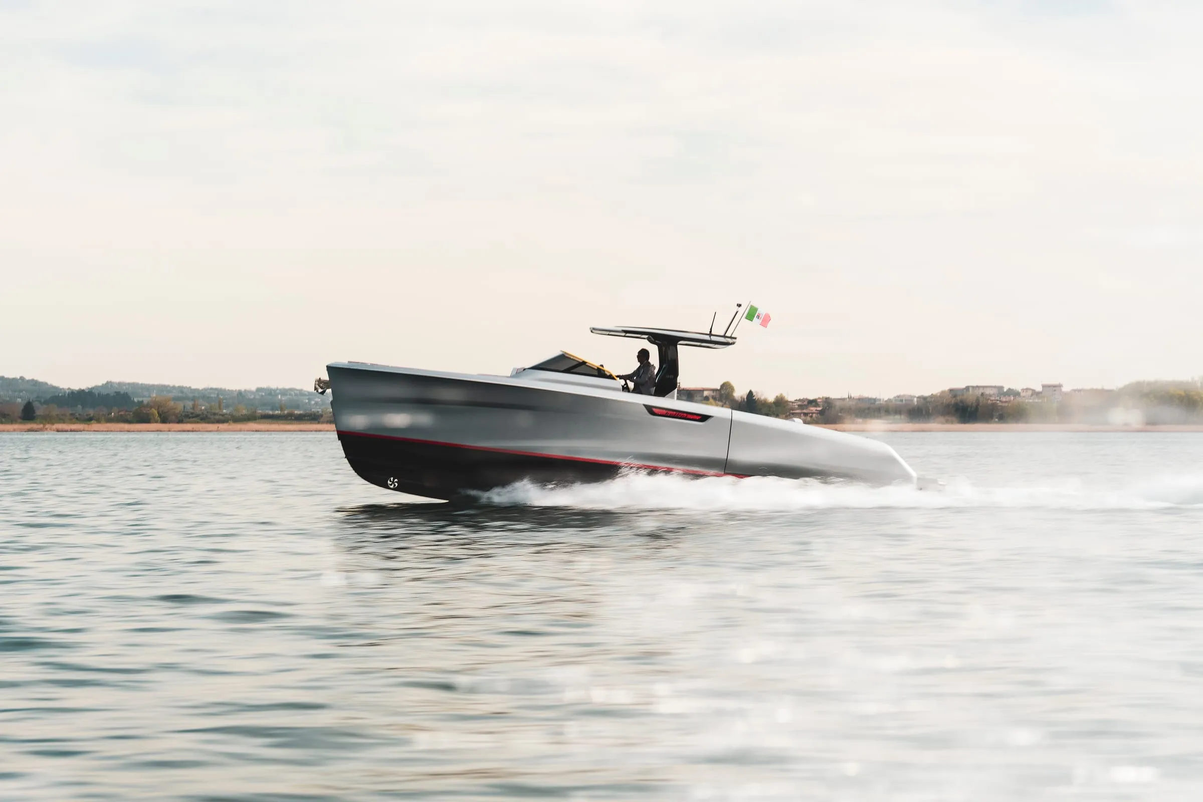 Astor 38, full view
